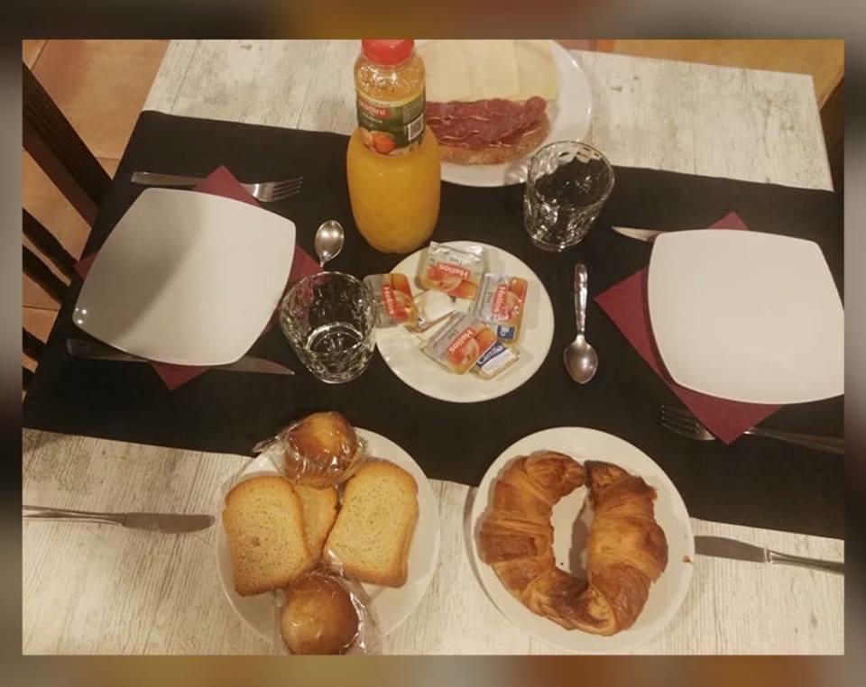 阿内斯 坎巴瑞纳旅馆酒店 外观 照片