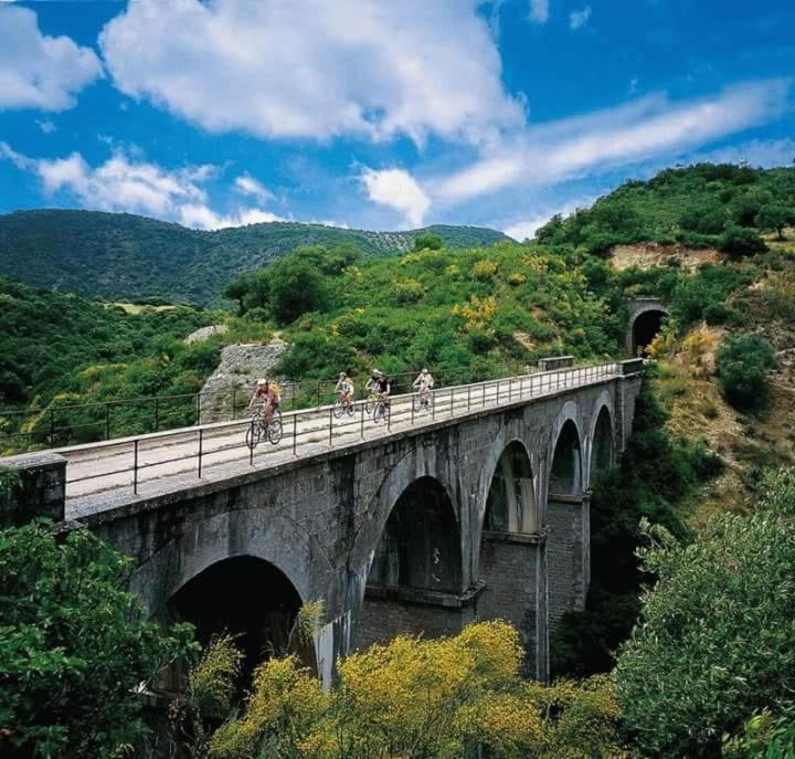 阿内斯 坎巴瑞纳旅馆酒店 外观 照片